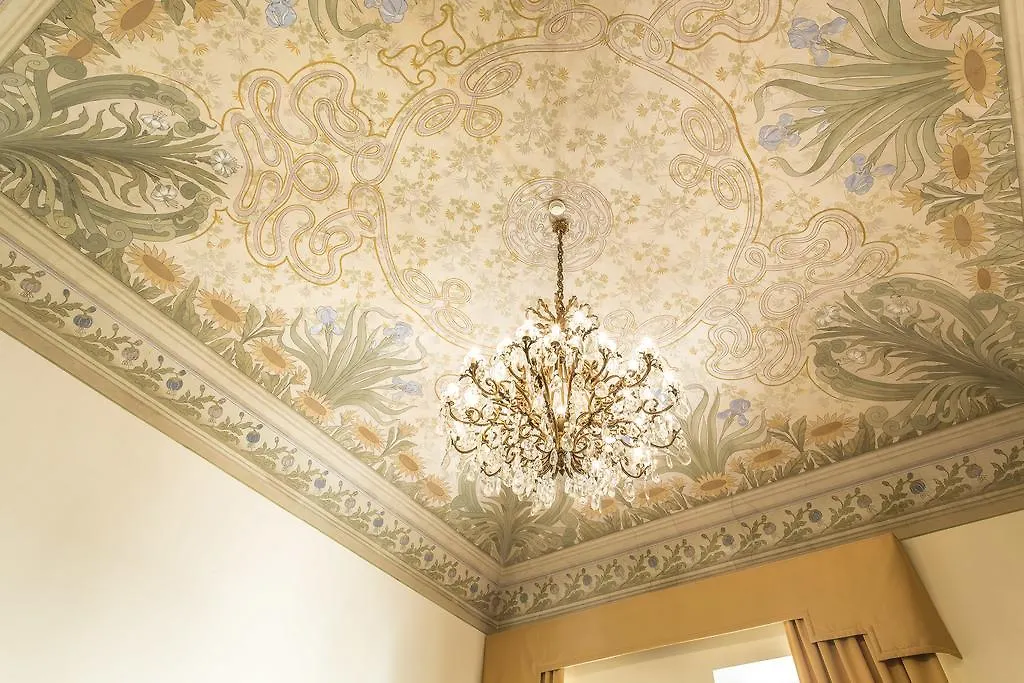 Grand Hotel Cavour Florens 4*,