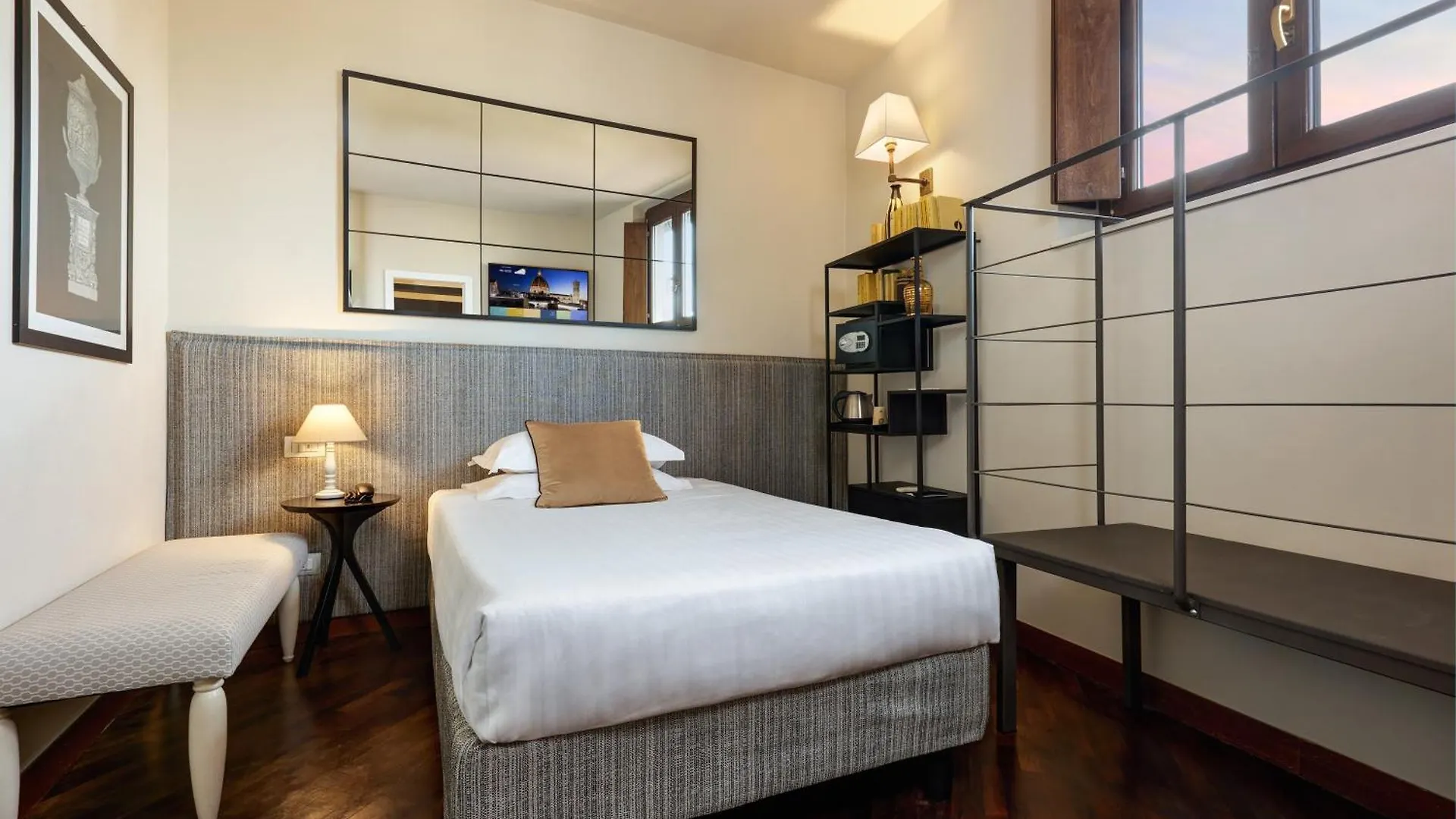Grand Hotel Cavour Florence 4*,